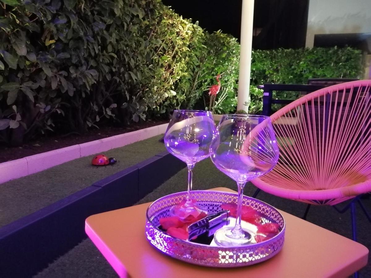 Romantisme Et Glamour 2 Avec Spa , Clim Et Jardin Dijon Exterior photo